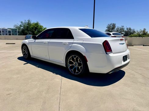 Used 2016 Chrysler 300 S w/ Light Group RWD image 9