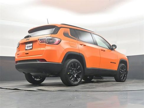 New 2026 Jeep Compass Latitude image 40