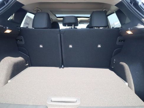 New 2026 Nissan Kicks SV w/ SV Premium Package FWD image 24