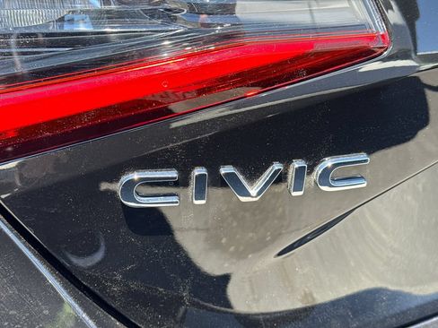 Used 2025 Honda Civic Sport Touring image 7