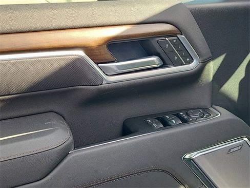 New 2026 Chevrolet Silverado 3500 High Country w/ Technology Package image 18