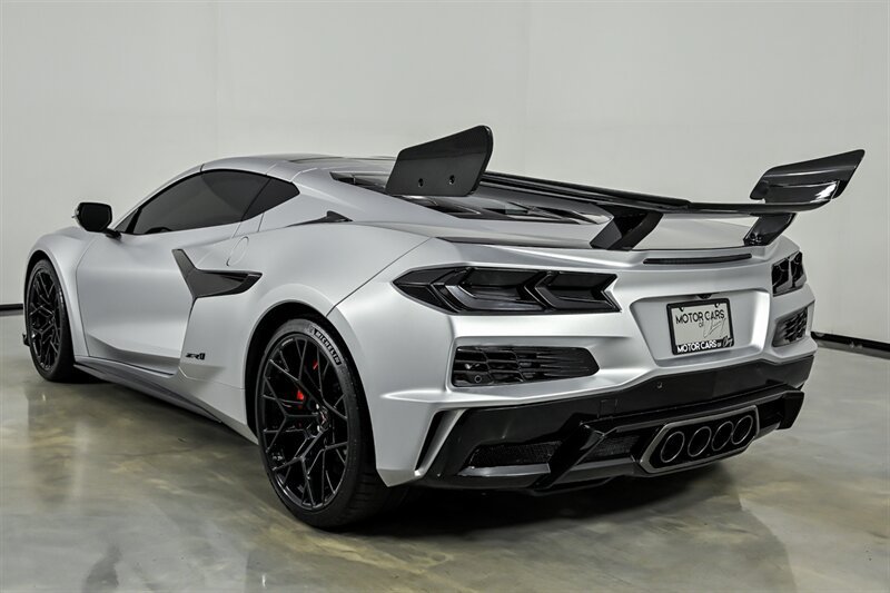 Used 2026 Chevrolet Corvette ZR1 RWD image 8