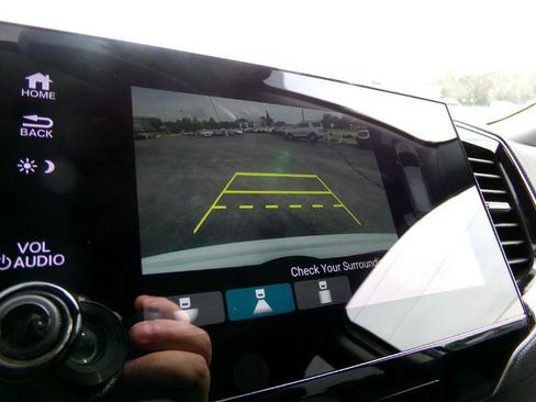 Used 2022 Honda Pilot Touring image 25