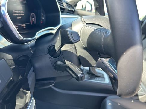 Used 2020 Audi Q3 2.0T Premium Plus w/ Premium Plus Package image 38