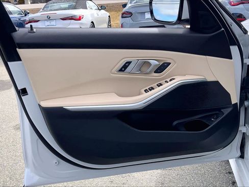 Certified 2023 BMW 330i xDrive Sedan w/ Premium Package image 21
