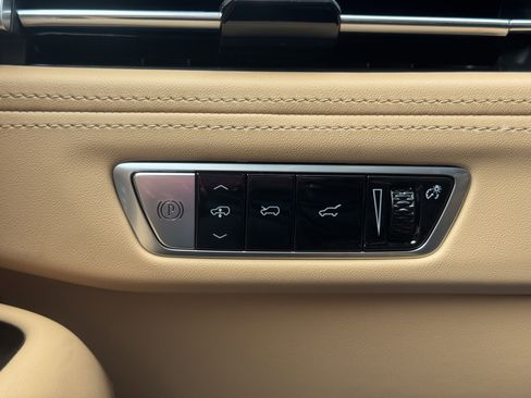 New 2025 Cadillac Escalade IQ Luxury 2 image 28