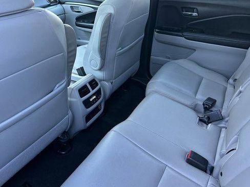 Used 2019 Honda Pilot EX-L image 12