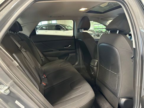 Used 2024 Hyundai Elantra SEL w/ Convenience Package FWD image 38