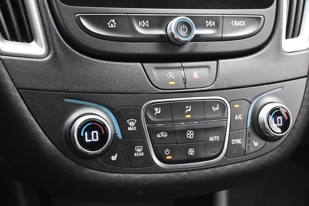 Used 2024 Chevrolet Malibu LT FWD image 20
