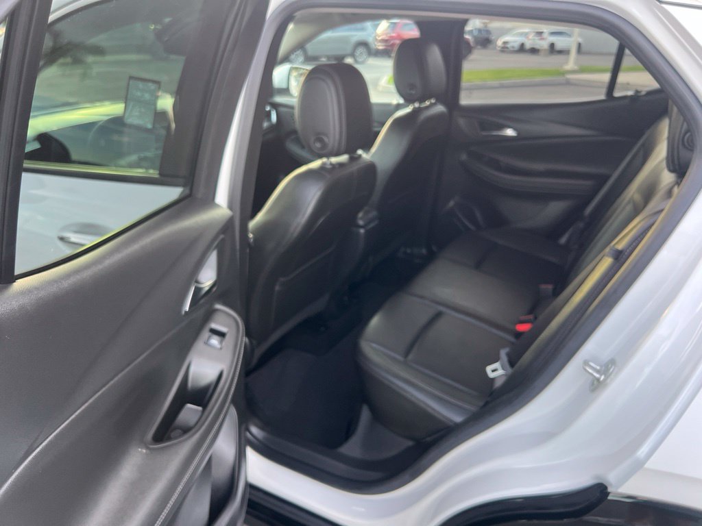 Used 2024 Buick Encore GX Sport Touring FWD image 19