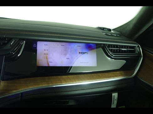 New 2026 Jeep Grand Cherokee L Summit AWD/4WD image 24