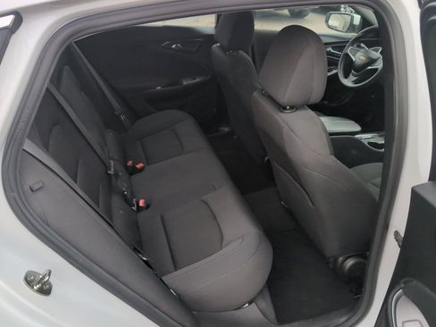 Used 2023 Chevrolet Malibu LT image 19