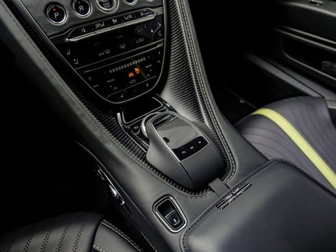 Used 2020 Aston Martin DB11 AMR RWD image 26
