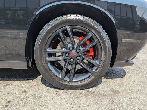 Used 2019 Dodge Challenger SXT w/ Plus Package AWD/4WD image 42