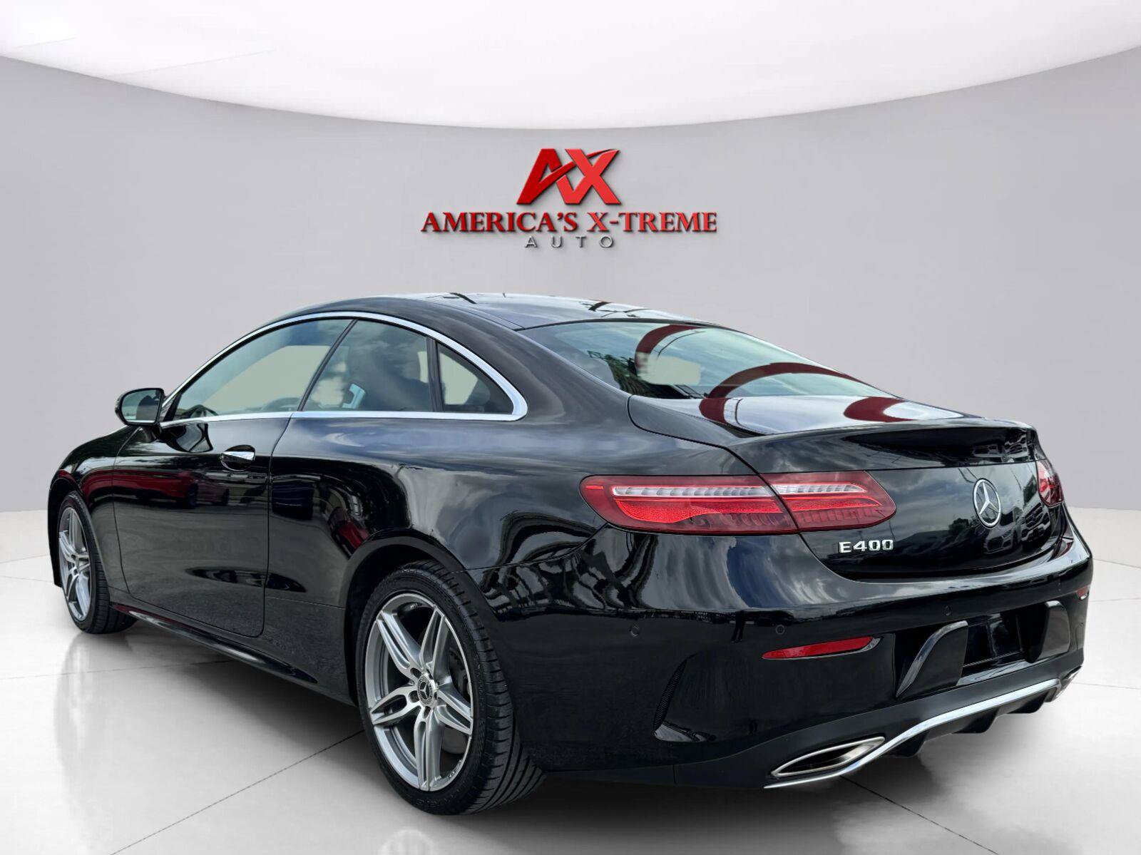 Used 2018 Mercedes-Benz E 400 Coupe image 3