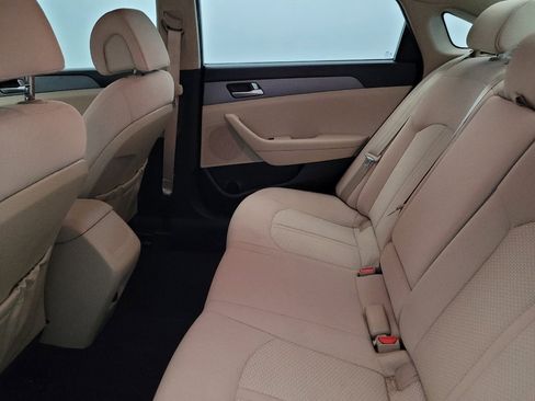 Used 2017 Hyundai Sonata SE FWD image 18