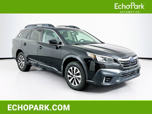 Used 2020 Subaru Outback Premium AWD/4WD image 1
