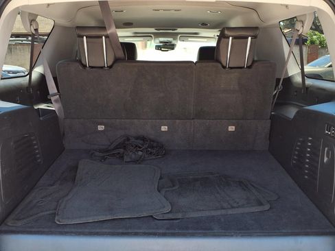 Used 2016 GMC Yukon XL SLT w/ HD Trailering Package RWD image 7