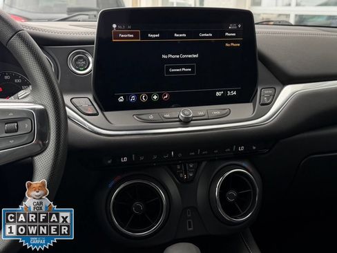 Used 2025 Chevrolet Blazer LT FWD image 13