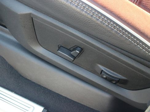 Used 2025 RAM 2500 Limited AWD/4WD image 18