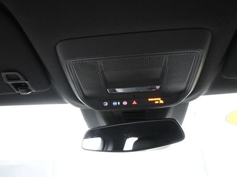 Used 2024 Chevrolet Equinox EV RS FWD image 12