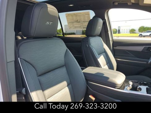 New 2026 Buick Enclave Sport Touring w/ Power Package image 30