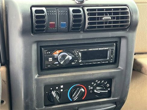 Used 2001 Jeep Wrangler Sport image 22