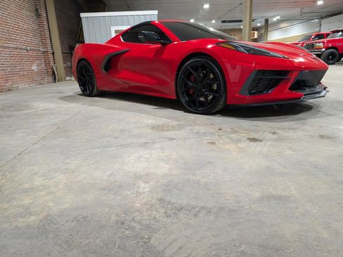 Used 2022 Chevrolet Corvette 3LT Coupe w/ Z51 Performance Package image 4