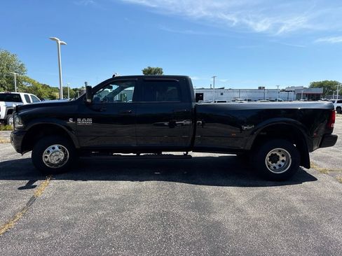 Used 2018 RAM 3500 Laramie w/ Sport Appearance Group AWD/4WD image 3