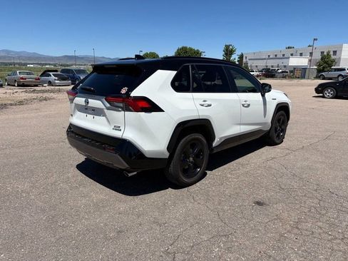 Used 2020 Toyota RAV4 XSE AWD/4WD image 5