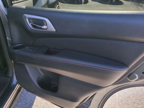 Used 2020 Nissan Pathfinder SV w/ Rock Creek Edition image 34