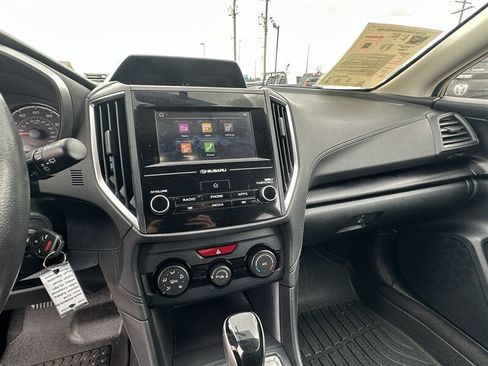 Used 2018 Subaru Crosstrek 2.0i Premium AWD/4WD image 17