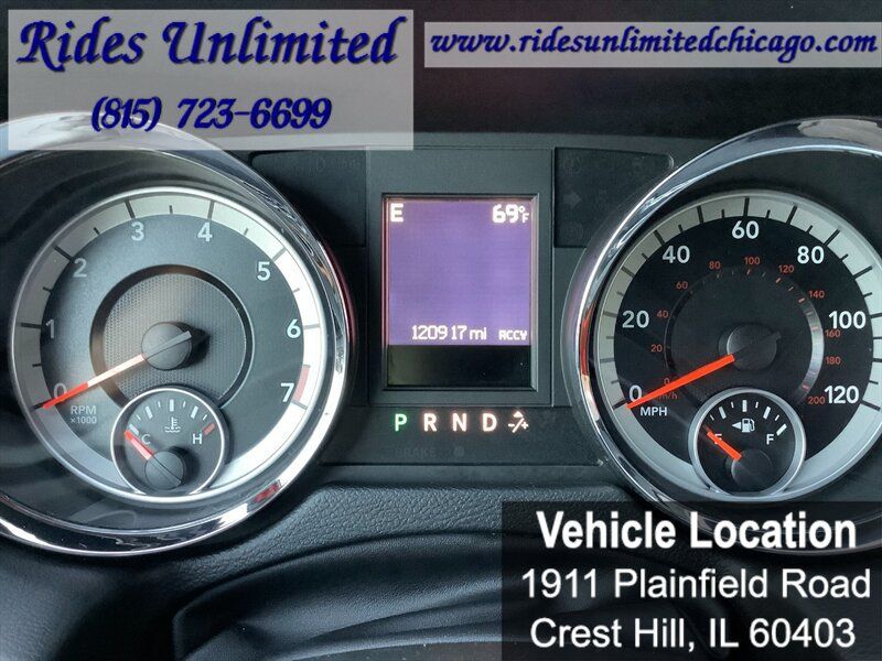 Used 2014 Dodge Grand Caravan R/T w/ Safety Sphere Group FWD image 33