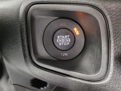 Used 2024 Jeep Wrangler Unlimited Sport AWD/4WD image 25