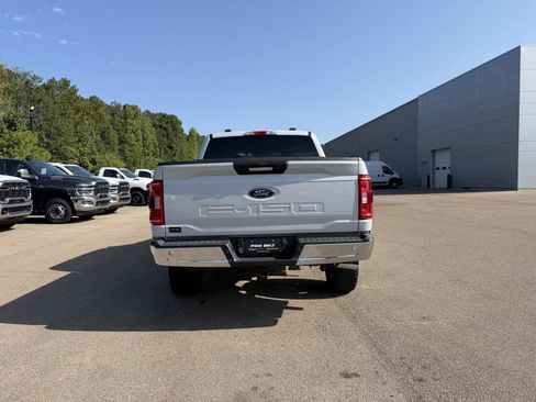 Used 2021 Ford F150 XLT w/ Equipment Group 301A Mid AWD/4WD image 5