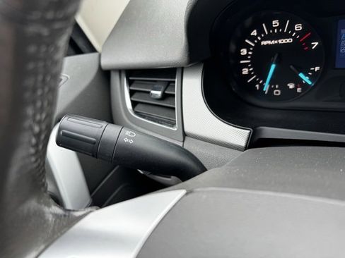 Used 2014 Ford Edge SEL image 22