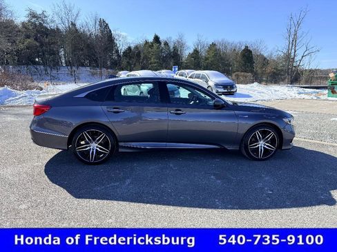 Certified 2022 Honda Accord Touring image 7