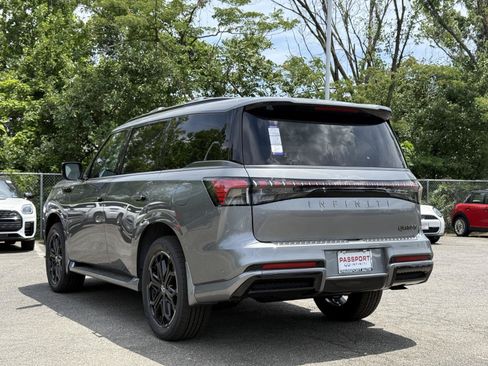 New 2026 INFINITI QX80 4WD w/ Sport Exterior Package image 4