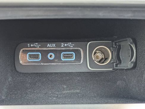 Used 2019 Jeep Grand Cherokee Altitude AWD/4WD image 28