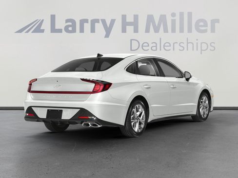 Used 2023 Hyundai Sonata SEL w/ Convenience Package image 2