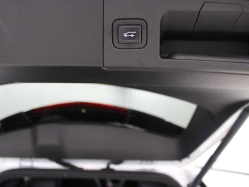 Certified 2023 Cadillac XT5 Premium Luxury image 10