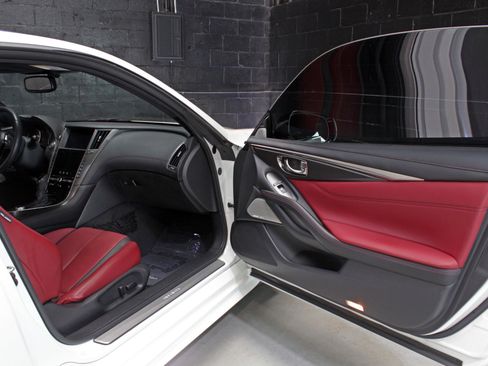 Used 2022 INFINITI Q60 Red Sport 400 w/ Cargo Package RWD image 28