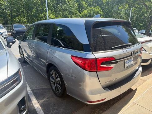 Used 2022 Honda Odyssey Touring image 6