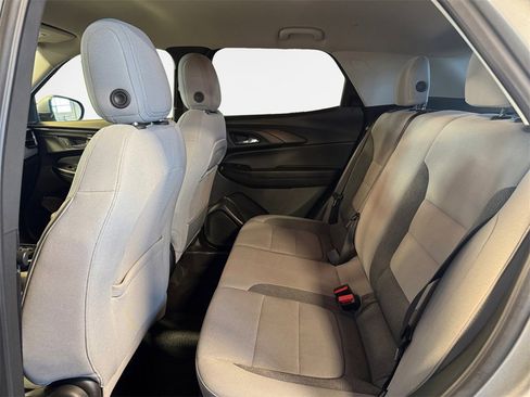 Used 2024 Chevrolet TrailBlazer LT w/ Driver Confidence Package image 24