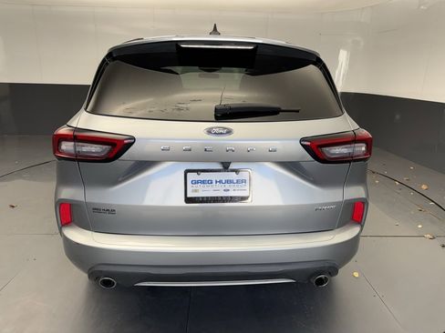 Used 2024 Ford Escape ST-Line image 11