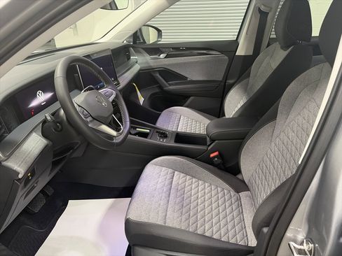 New 2026 Volkswagen Tiguan S image 13