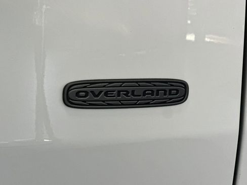 New 2026 Jeep Cherokee Overland image 26