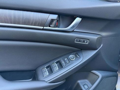 Used 2019 Honda Accord Touring image 13