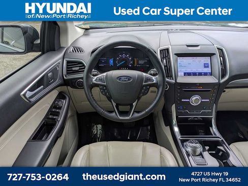 Used 2019 Ford Edge Titanium w/ Equipment Group 301A FWD image 19