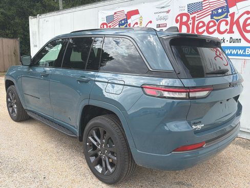 New 2026 Jeep Grand Cherokee Limited AWD/4WD image 8